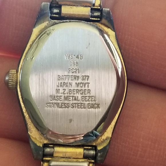 M.Z. Berger Vintage Elegant Womens Wrist Watch - Picture 5 of 5